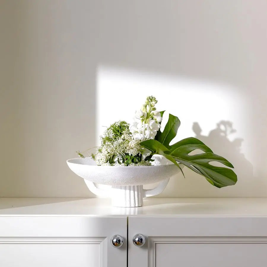 Elegant Resin Pedestal Bowl for Modern Homes