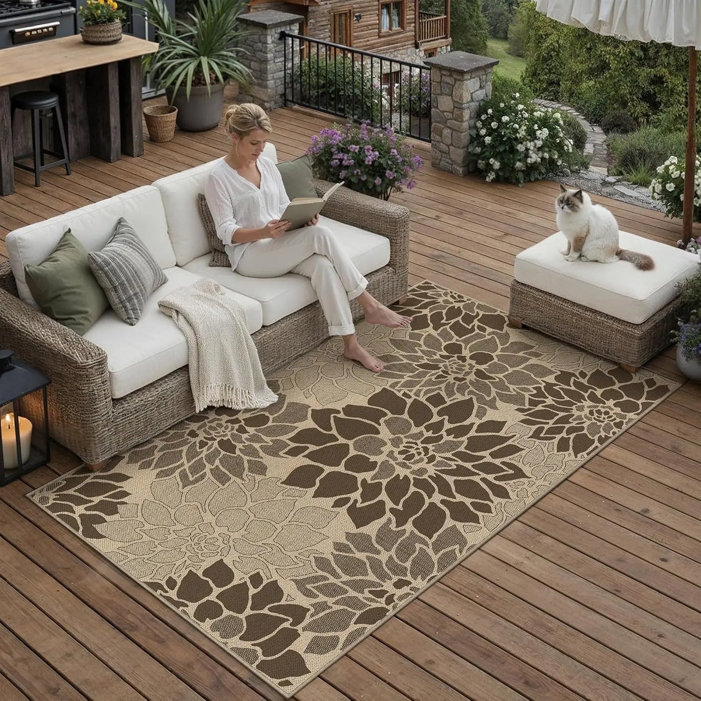 Brown Floral Indoor Outdoor Area Rug, 3' x 5'