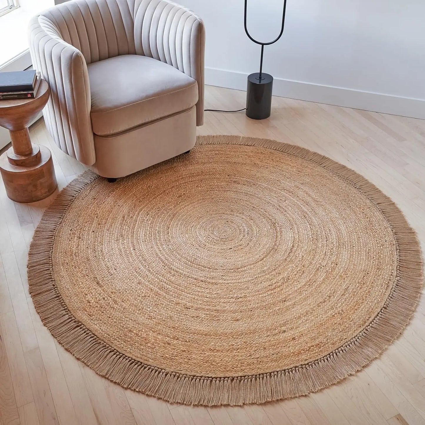 Natural Hand Woven Round Jute Area Rug