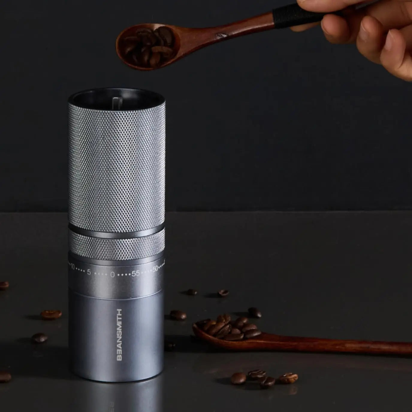 Precision Manual Coffee Grinder with Adjustable Burr System